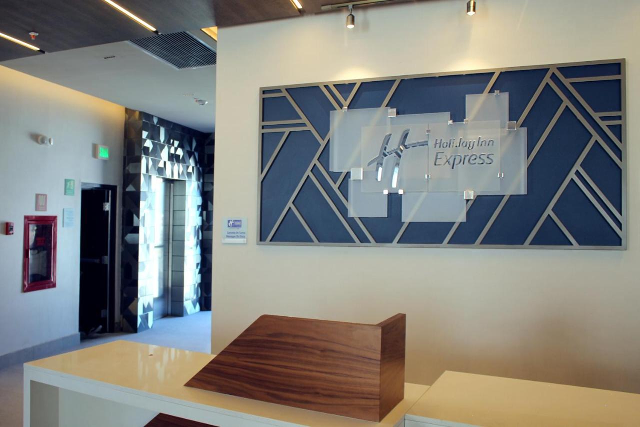 Holiday Inn Express - Monterrey - Fundidora, an IHG Hotel Exterior foto