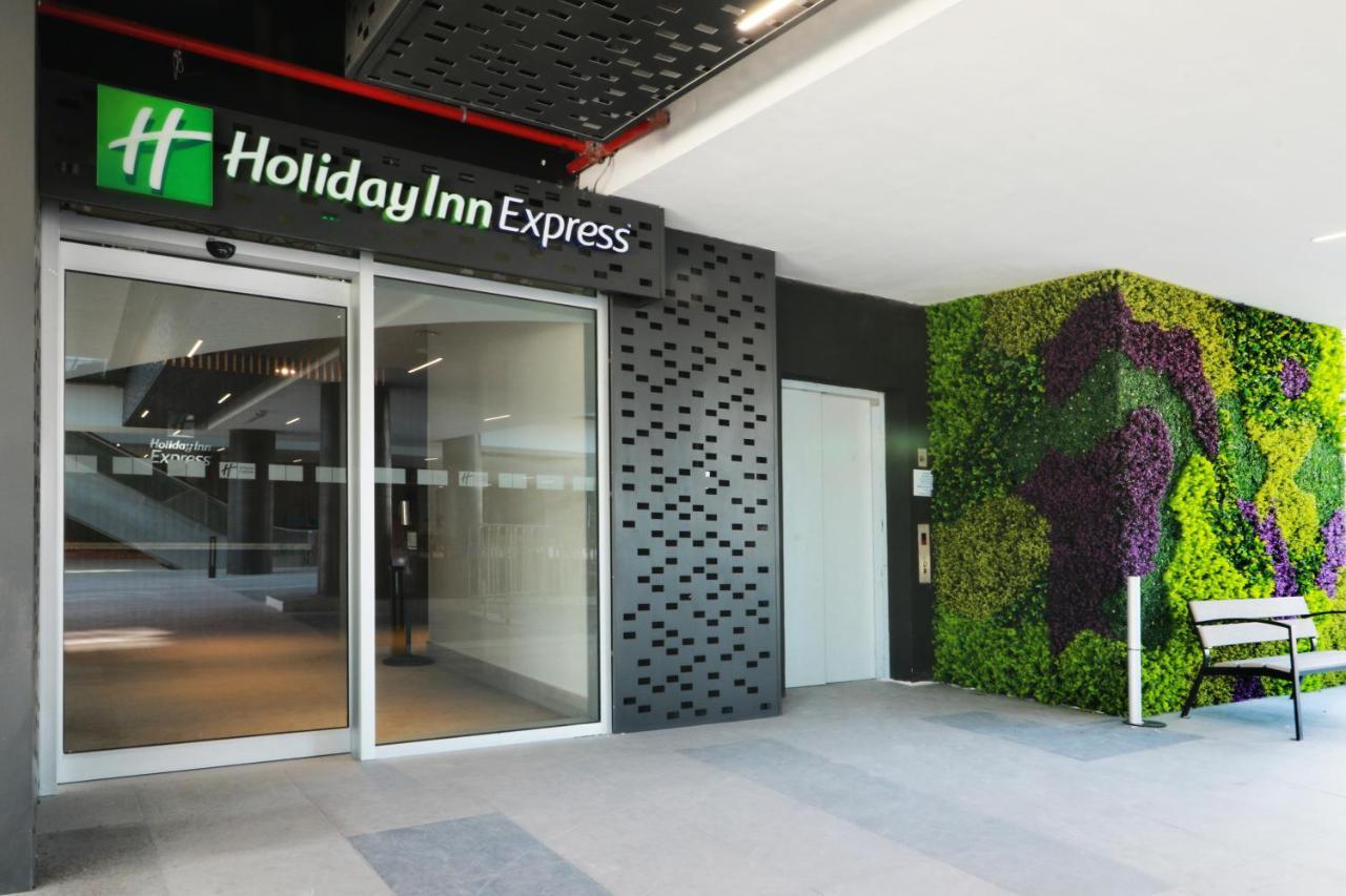 Holiday Inn Express - Monterrey - Fundidora, an IHG Hotel Exterior foto